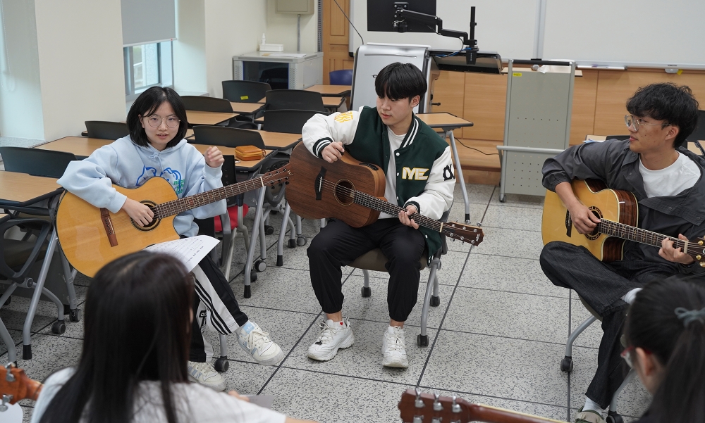 “한국기술교육대 지역 청소년에 동아리 체험 재능기부”